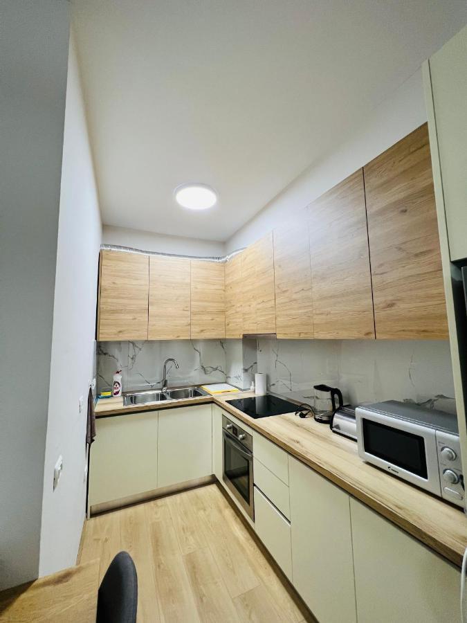 Lovely Apartment, Free Parking Tirana Exterior foto