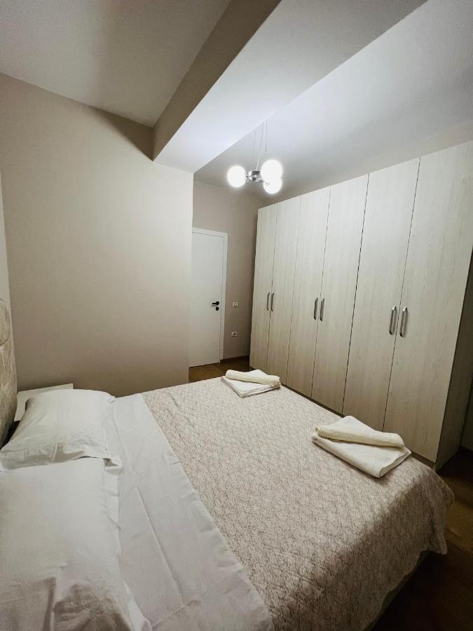 Lovely Apartment, Free Parking Tirana Exterior foto